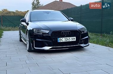 Седан Audi A4 2017 в Львові