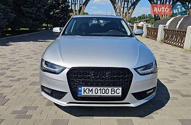 Седан Audi A4 2012 в Днепре