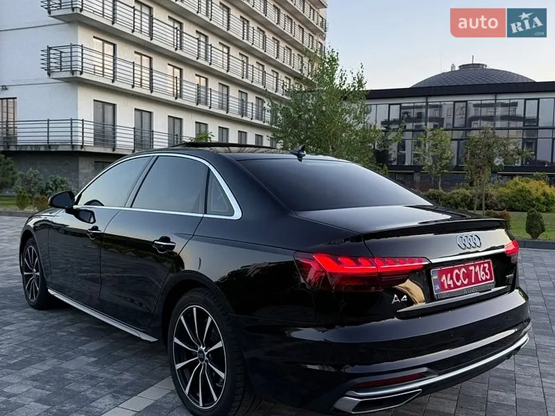 Audi A4 2021