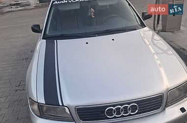 Седан Audi A4 1996 в Чернігові