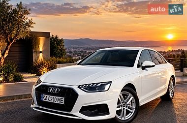 Седан Audi A4 2020 в Киеве