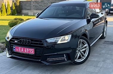 Седан Audi A4 2017 в Львове