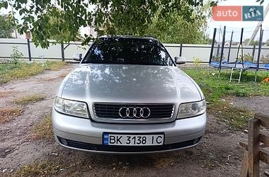 Універсал Audi A4 1999 в Демидівці