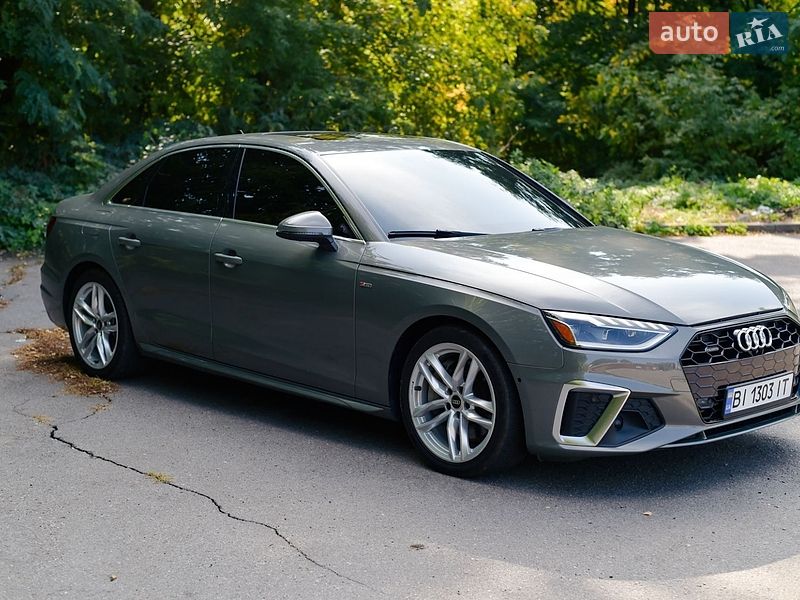 Седан Audi A4 2023 в Полтаві