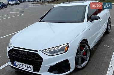 Седан Audi A4 2022 в Лебедине