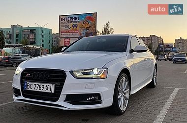 Седан Audi A4 2014 в Киеве