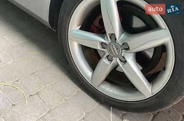 Седан Audi A4 2010 в Ивано-Франковске