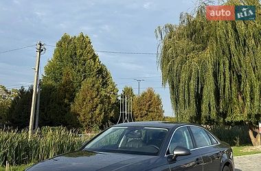 Седан Audi A4 2017 в Здолбуніві