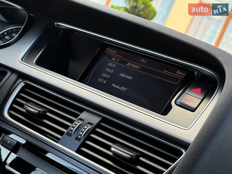 Седан Audi A4 2014 в Дрогобыче
