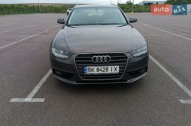 Универсал Audi A4 2013 в Ровно