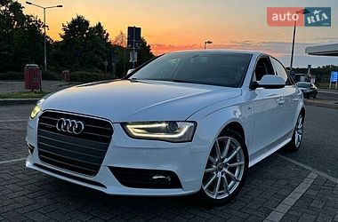 Седан Audi A4 2015 в Тернополі