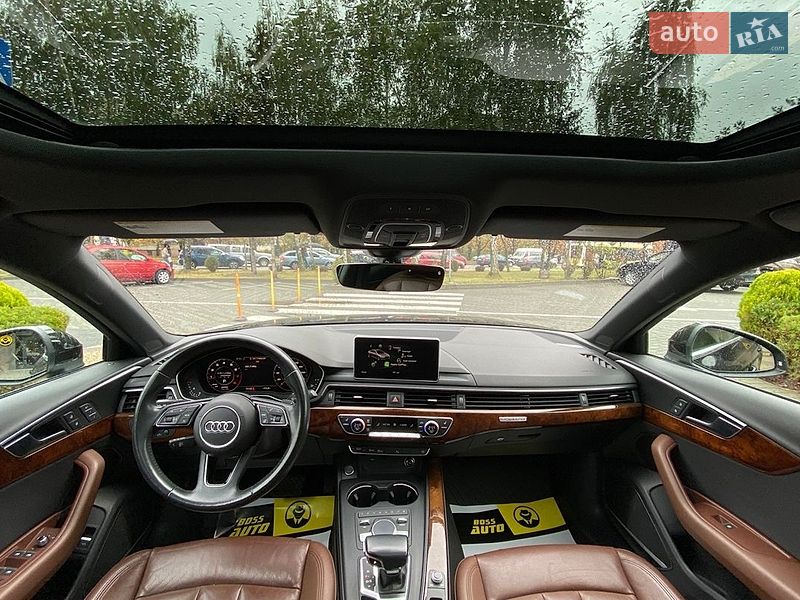 Седан Audi A4 2018 в Львове