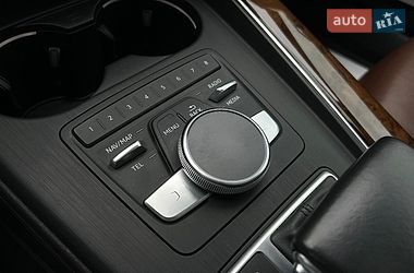 Седан Audi A4 2018 в Львове