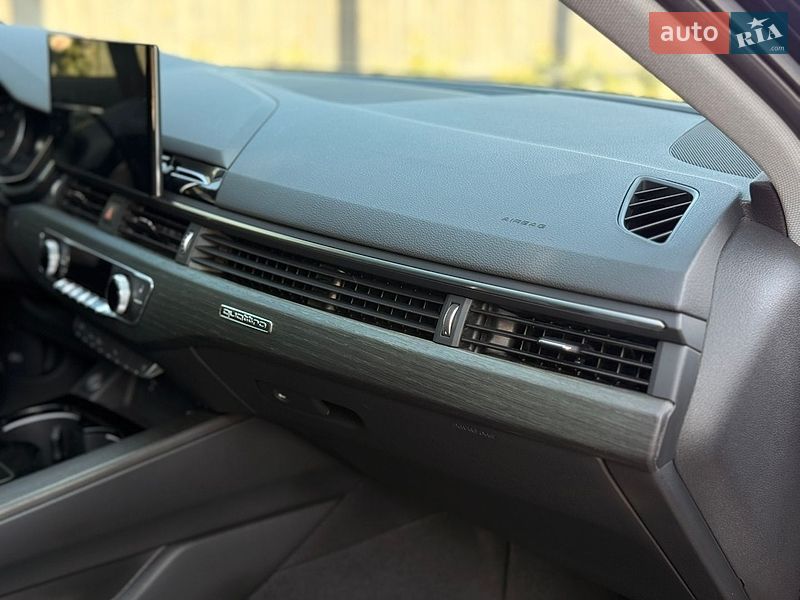Седан Audi A4 2020 в Вінниці
