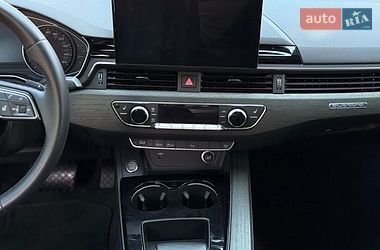 Седан Audi A4 2020 в Вінниці