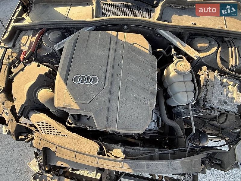 Седан Audi A4 2023 в Києві