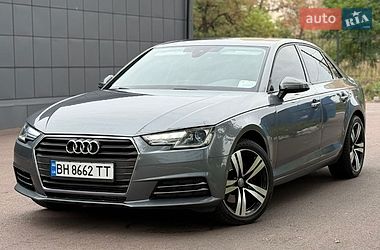 Седан Audi A4 2017 в Киеве