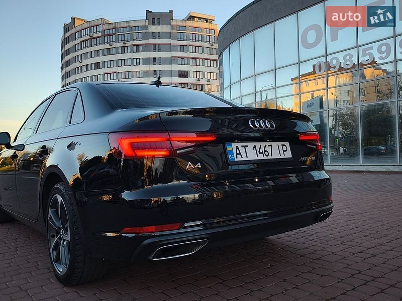 Седан Audi A4 2019 в Ивано-Франковске