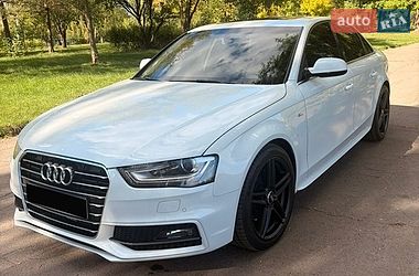 audi a4 2015 в Ровно от профессионального продавца Сергей