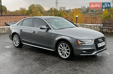 Седан Audi A4 2015 в Хмельницькому