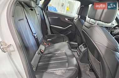 Седан Audi A4 2019 в Львові