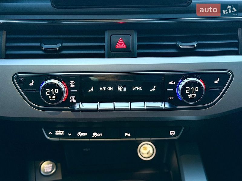Седан Audi A4 2018 в Тернополе
