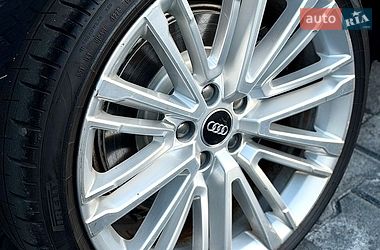Седан Audi A4 2018 в Тернополе