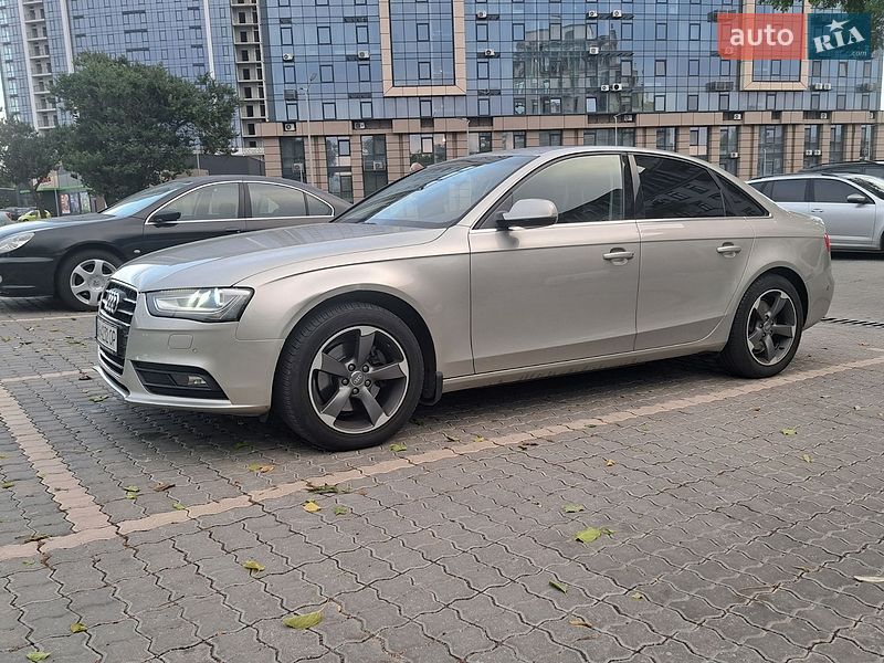 Audi A4 2014