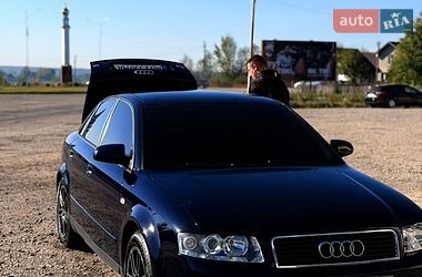 Седан Audi A4 2001 в Шумске