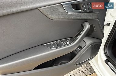 Седан Audi A4 2016 в Львові