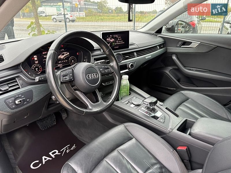 Седан Audi A4 2016 в Львові