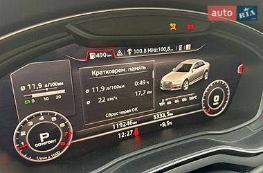 Седан Audi A4 2016 в Львові