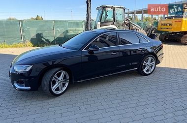 Седан Audi A4 2019 в Львове