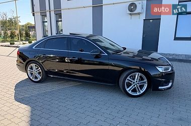 Седан Audi A4 2019 в Львове