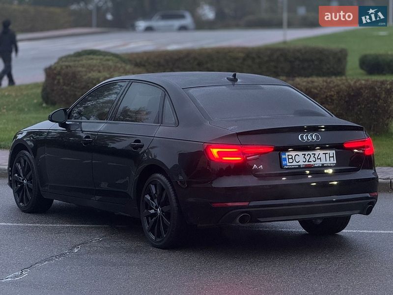 Седан Audi A4 2016 в Киеве