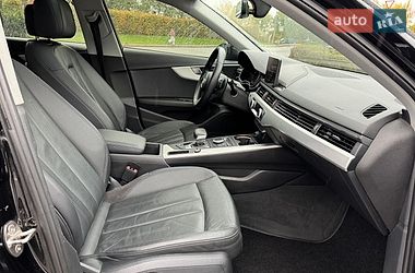 Седан Audi A4 2016 в Киеве