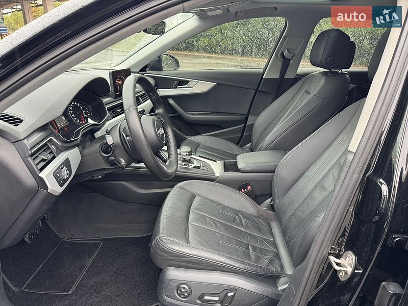 Седан Audi A4 2016 в Киеве