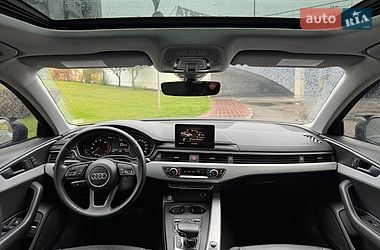 Седан Audi A4 2016 в Киеве