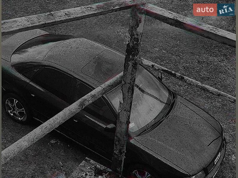 Седан Audi A4 1996 в Львове