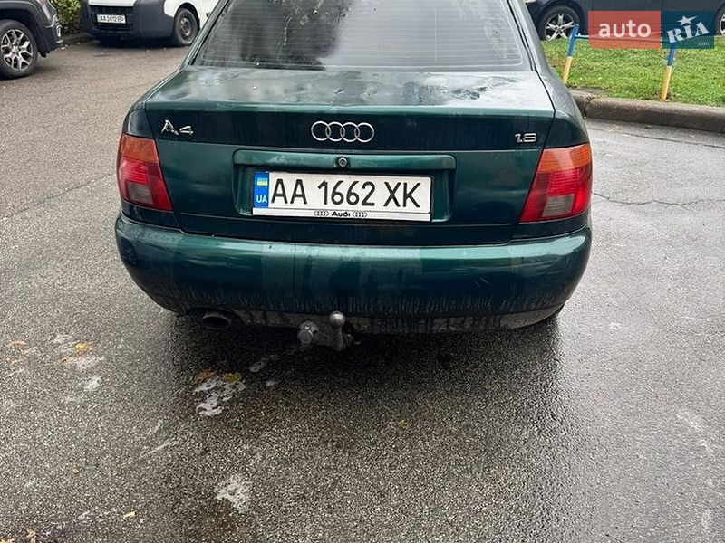 Седан Audi A4 1995 в Києві