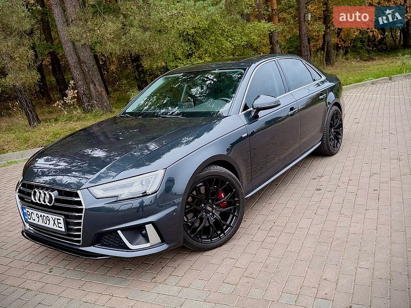Audi A4 2019