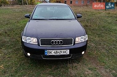 Седан Audi A4 2001 в Сарнах