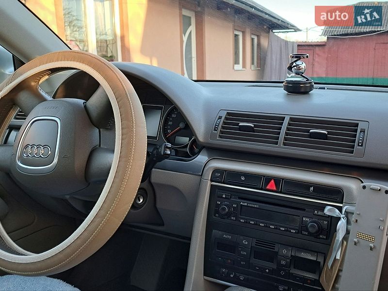 Седан Audi A4 2005 в Снятине