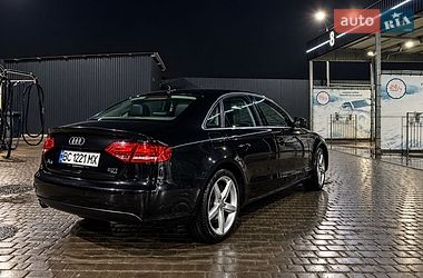 Седан Audi A4 2010 в Львове