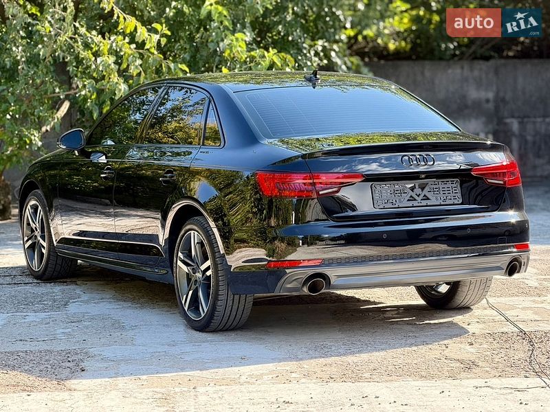 Седан Audi A4 2016 в Каменском