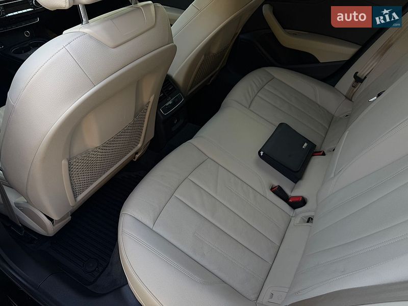 Седан Audi A4 2016 в Каменском