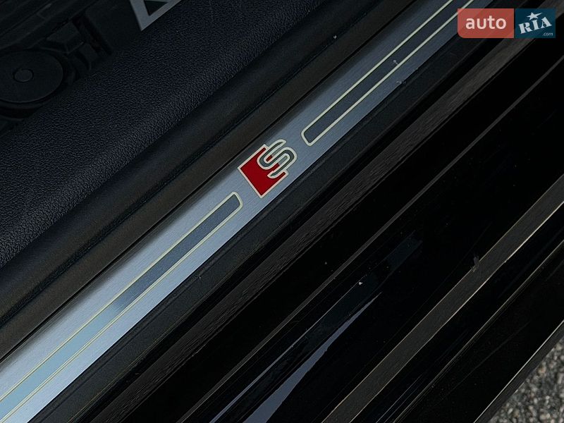 Седан Audi A4 2016 в Каменском