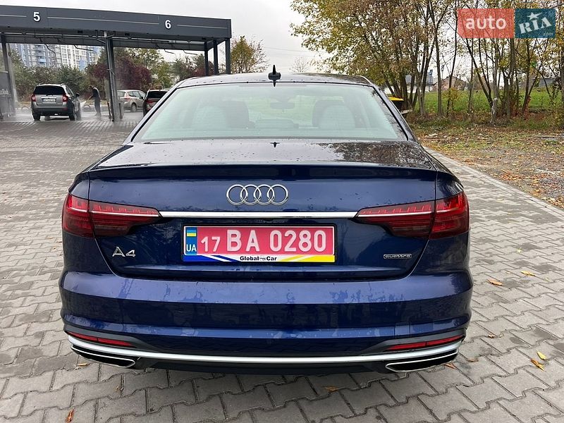 Седан Audi A4 2021 в Львові