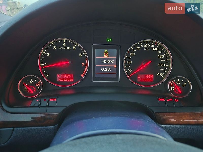 Універсал Audi A4 2001 в Петриківці