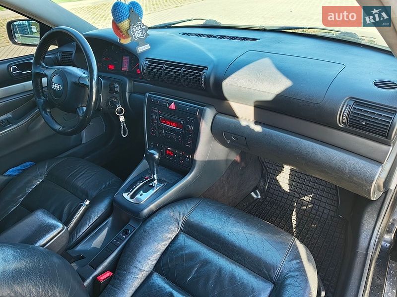 Універсал Audi A4 2001 в Бучачі